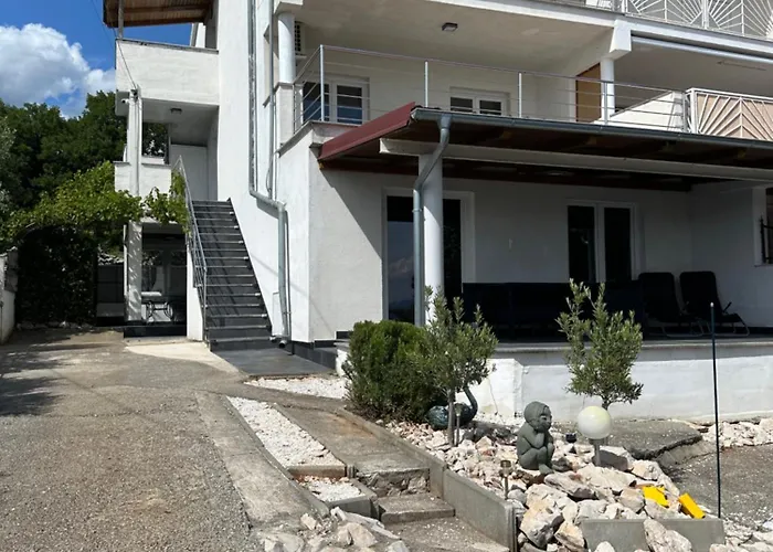 Apartments Novi Vinodolski - Povilska